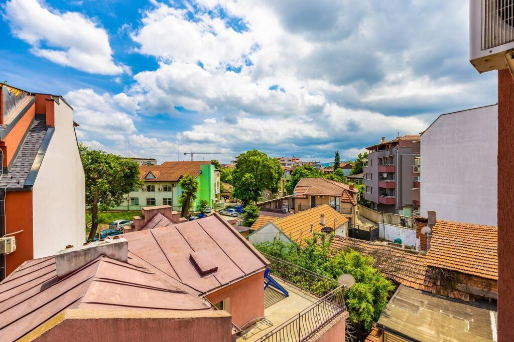 The Little Beauty Next To Old Town & Kapana Appartement Plovdiv Buitenkant foto